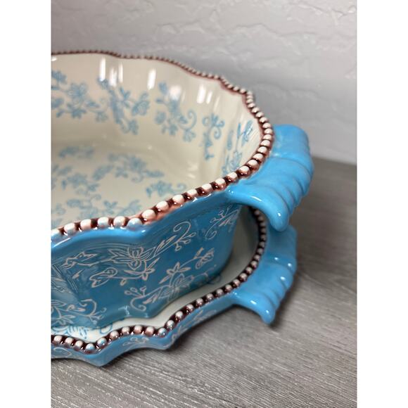 Temp-tations by Tara Oval Baker Dish w Deep Lid Tray Scalloped Blue Floral Lace - Picture 4 of 7
